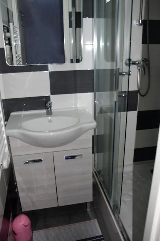 Dou Gouvernou Nizza Apartman