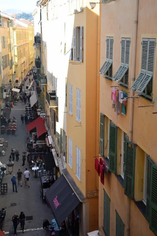 Dou Gouvernou Nizza Franciaország